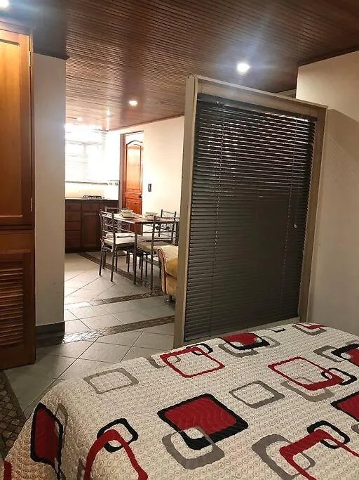 Apartaestudio Cerca De Todo! Bogota Apartment